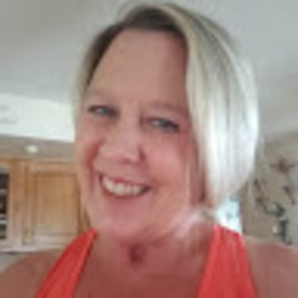 Meet your Posher, Rebecca